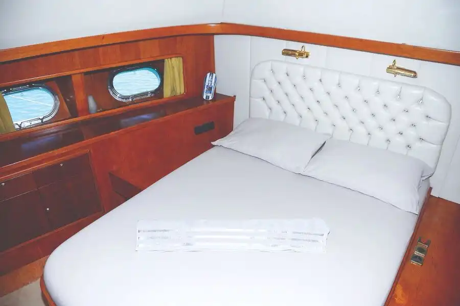 YACHT İPEK